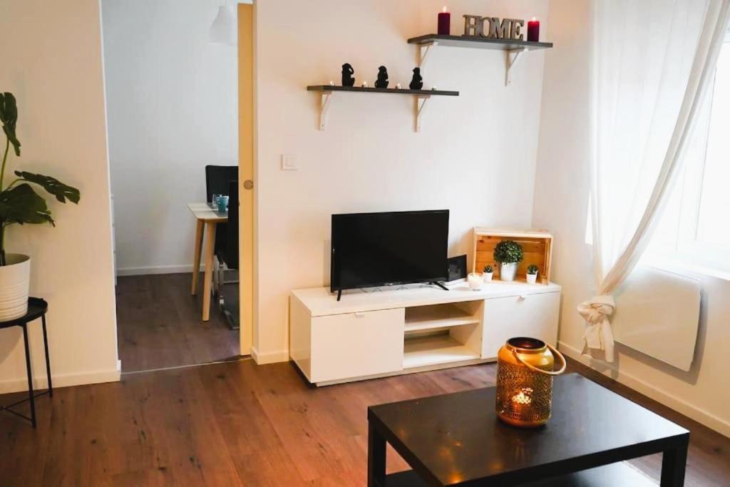 Rm-1 - Appartement F2 Au 1Er Etage Pour 1-3 Pers มูลูส ภายนอก รูปภาพ